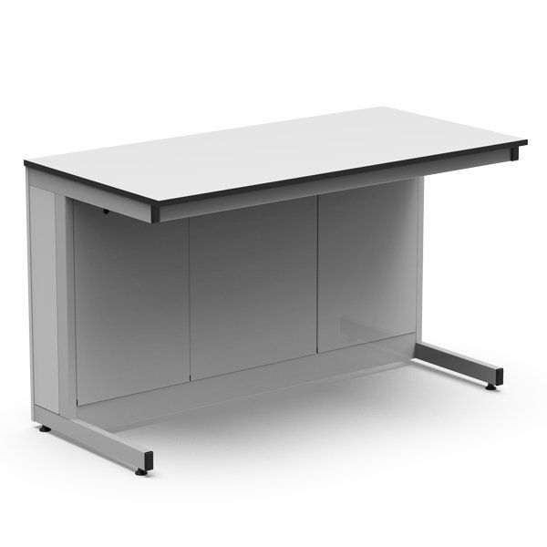 La Paillasse murale avec panneaux est un bureau rectangulaire moderne avec un plateau blanc, un cadre métallique gris et des panneaux sur le devant et les côtés. Deux pieds robustes et plats offrent une excellente stabilité.
