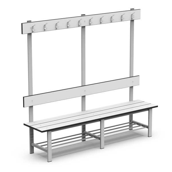 Banc de vestiaire blanc avec un dossier, plusieurs patères au-dessus, une suspension Vitrine pour l'affichage, et une étagère de rangement ouverte en métal sous le siège.