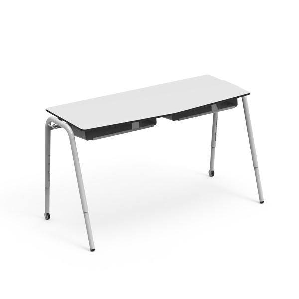Mesa de sala de aula Desk21 em formato boomerang, com estrutura de aço para ambiente escolar