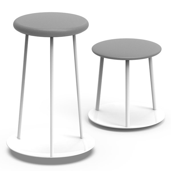 Deux tabourets fixes Banc Wobble, dotés d'une assise ronde grise, de fins pieds blancs et d'une base circulaire plate, l'un haut et l'autre court, sont présentés sur un fond blanc.