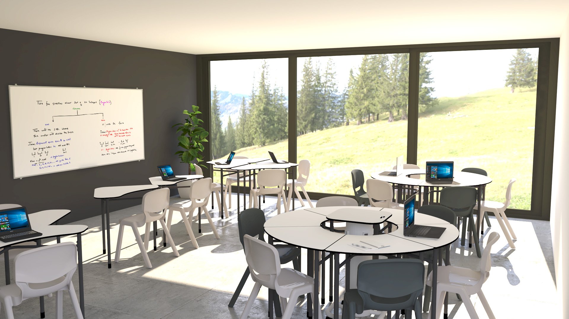 Une salle de classe moderne de l'Aula Mentor avec des tables rondes, des chaises, des ordinateurs portables, un tableau blanc avec des notes manuscrites, de grandes fenêtres donnant sur des arbres et un champ herbeux, et une plante en pot près du mur. L'espace lumineux et organisé est idéal pour l'apprentissage de la CESP.
