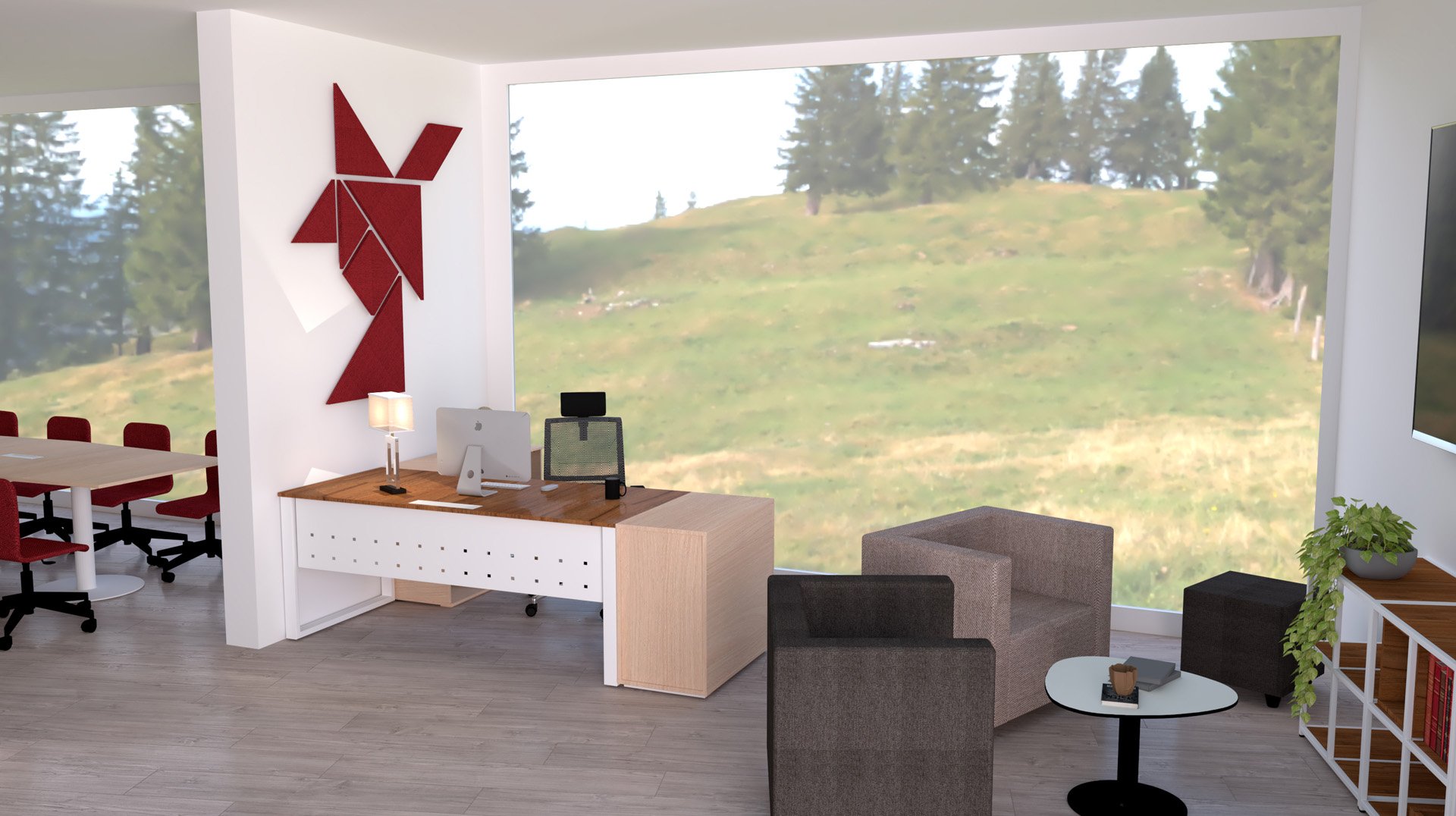 Bureau moderne avec un bureau, un ordinateur et une lampe près de grandes fenêtres donnant sur une colline herbeuse avec des pins. Deux fauteuils et une petite table ronde se trouvent dans un coin salon ; des chaises rouges et des œuvres d'art murales sont visibles.