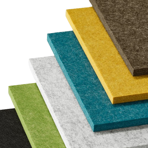 Cinq Panneaux acoustiques PET en brun, jaune, bleu, blanc et vert sont empilés en diagonale sur un fond blanc.