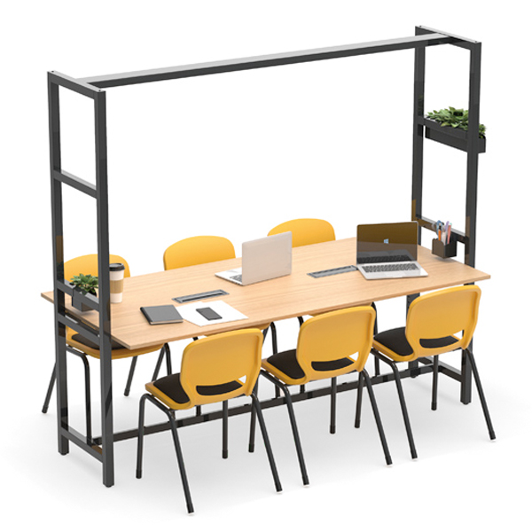 Le Table Smart Desk Luminaire comprend un bureau rectangulaire intelligent avec six chaises jaunes, quatre ordinateurs portables, des cahiers et une tasse à café. Son cadre supérieur en métal noir contient des étagères pour les plantes et les fournitures, ainsi qu'un luminaire intégré pour un meilleur éclairage.