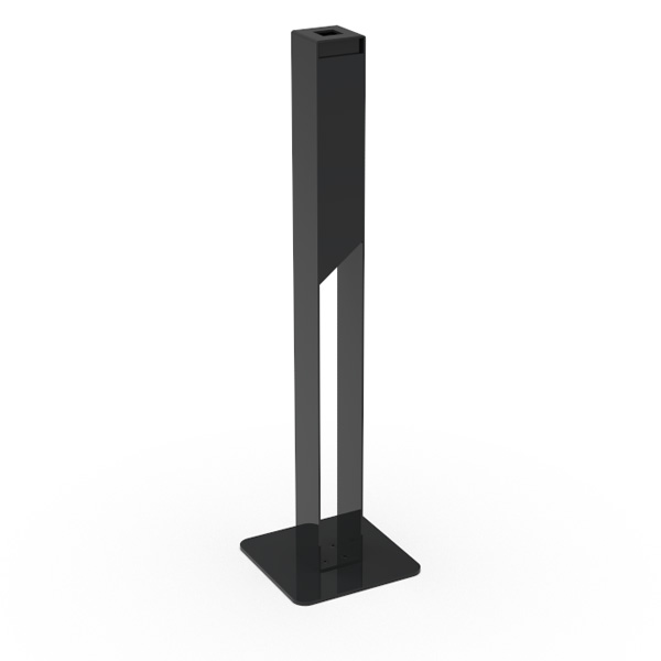 Le Cendrier en métal pour extérieur est un support haut et fin en métal noir avec une base carrée et une fente centrale, idéal pour garder les espaces extérieurs propres et bien rangés.